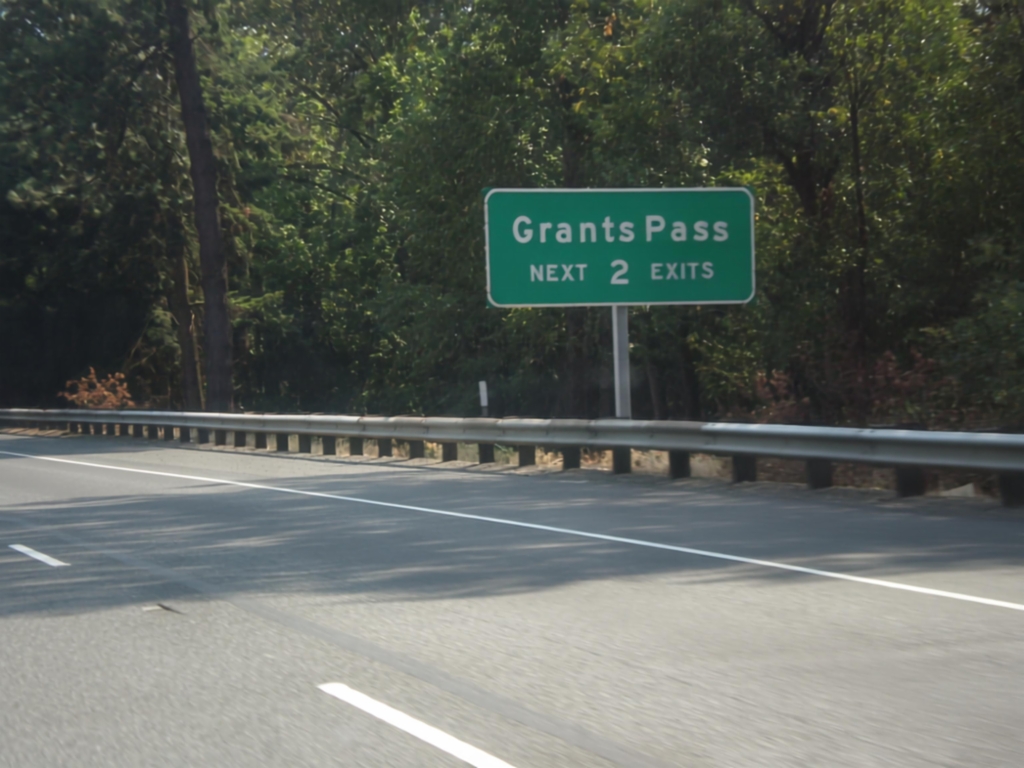 I-5 South - Grants Pass Exits