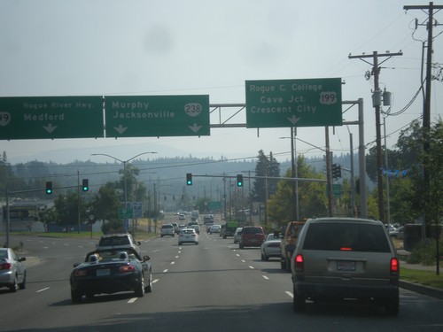 OR-99 South at US-199/OR-238