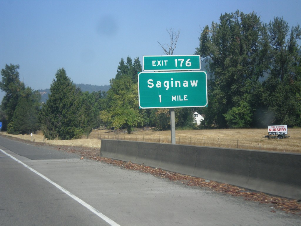 I-5 North - Exit 176