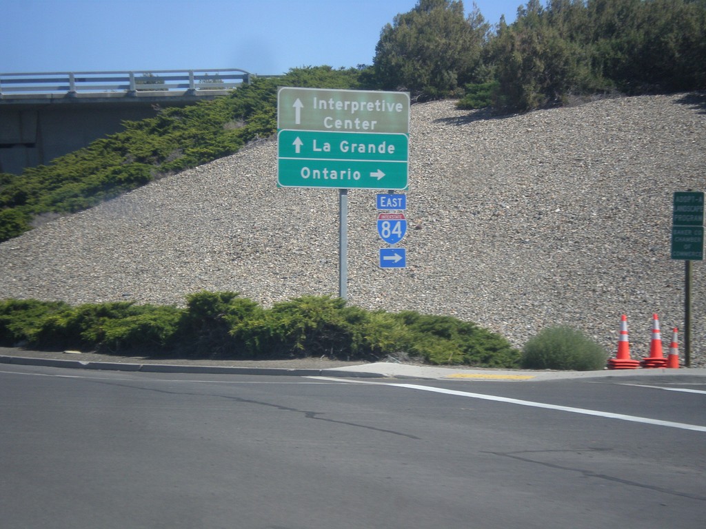 End OR-7 East at I-84 East