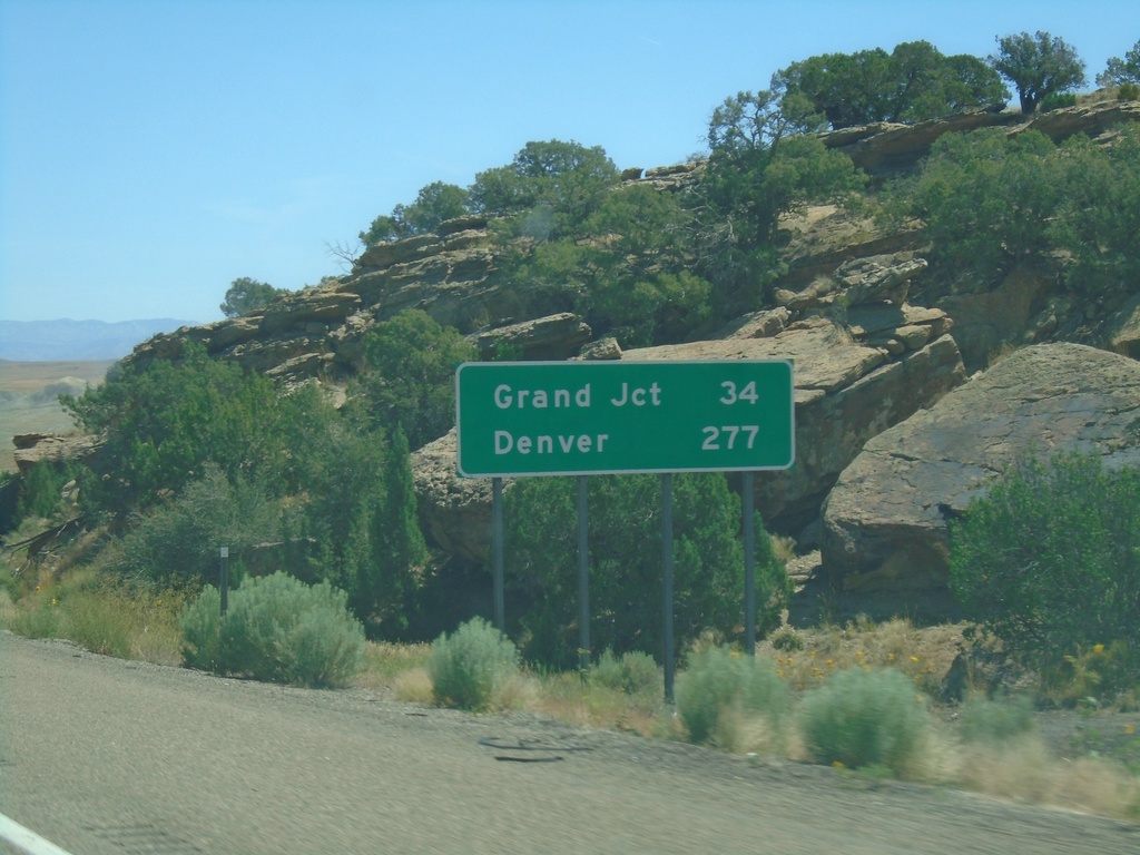 I-70 East - Distance Marker