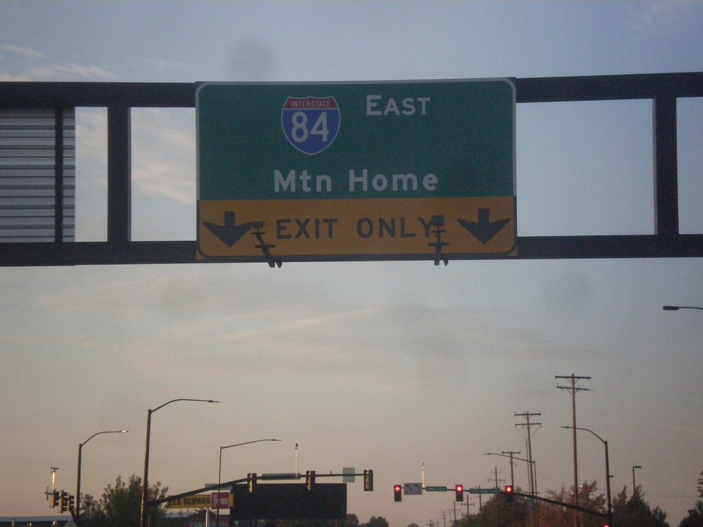 Cole Road South at I-84 East