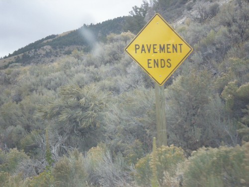 ID-29 - Pavement Ends