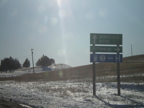 US-95 South at Cottonwood Northern Entrance