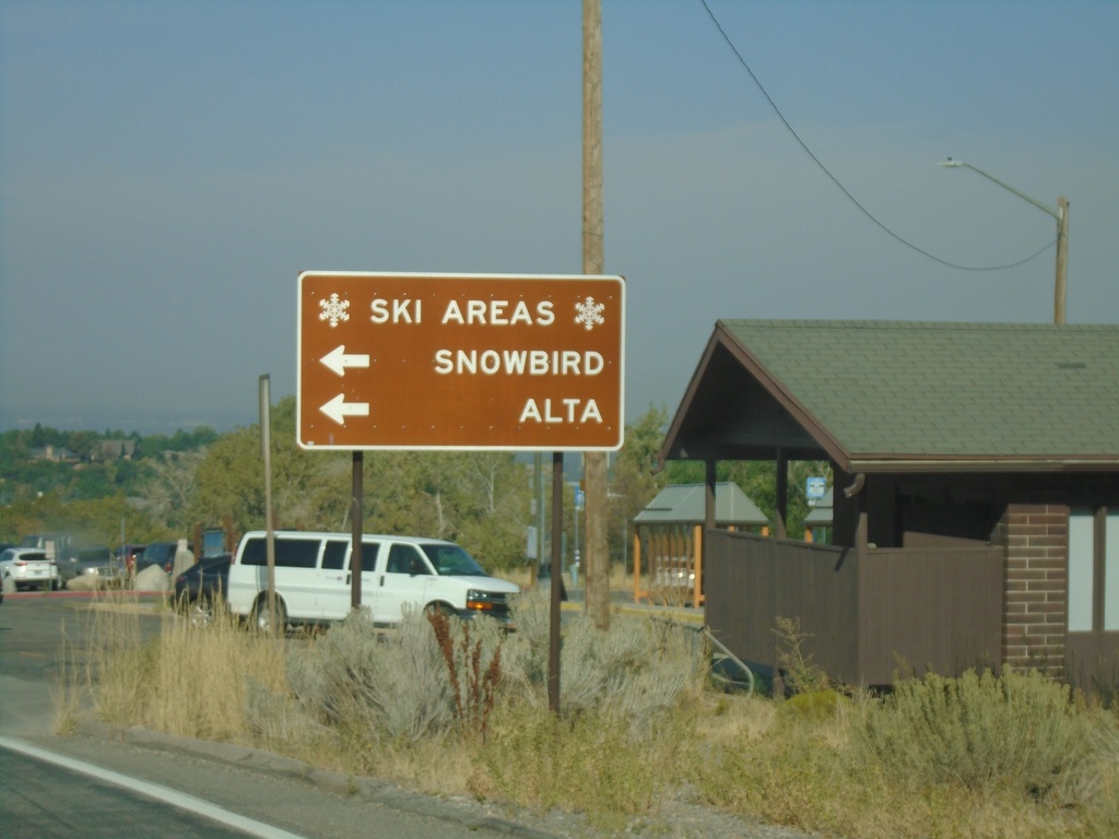 UT-190 West Approaching UT-210 - Ski Areas