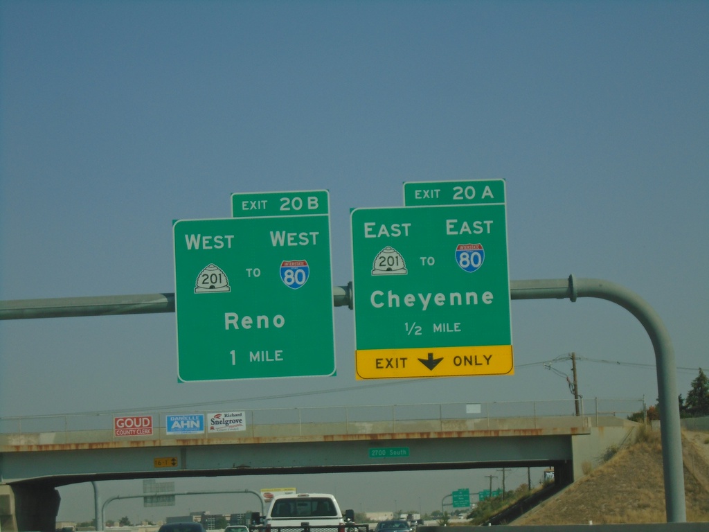 I-215 North - Exits 20A and 20B