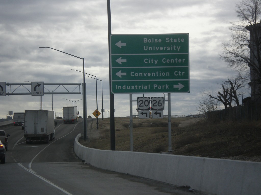 I-84 East (Exit 54) Offramp at Broadway Ave. (US-20/US-26)