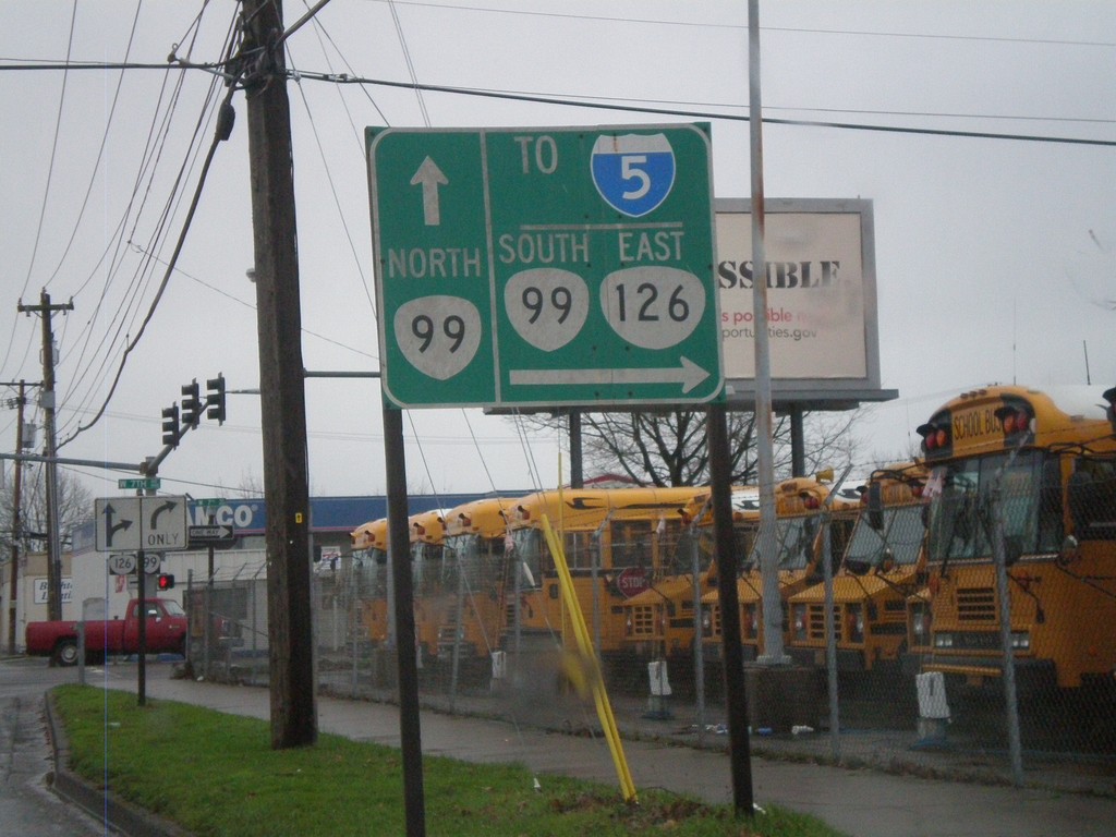 OR-126 East Approaching OR-99