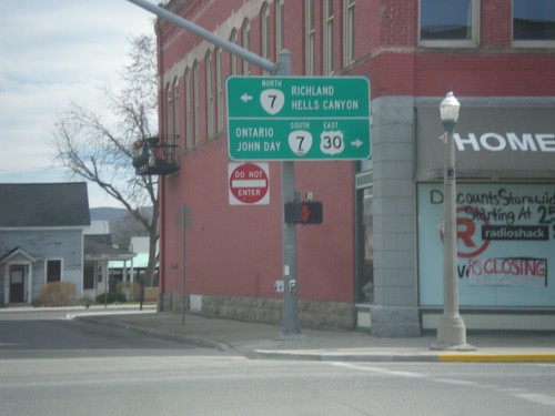 US-30 West at OR-7 - Baker City