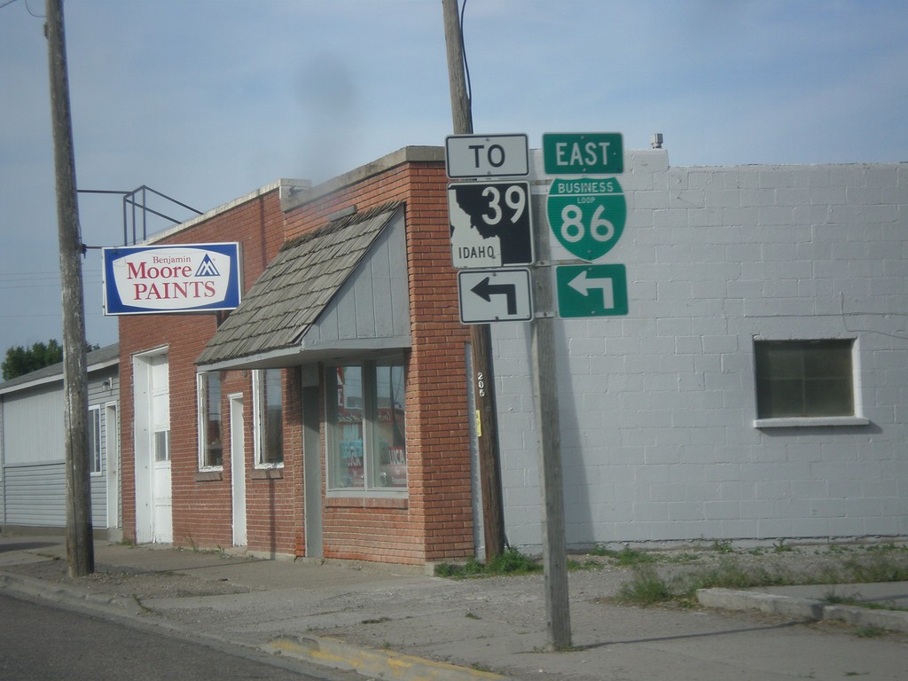 BL-86 East (Fort Hall Ave.) at Idaho St.