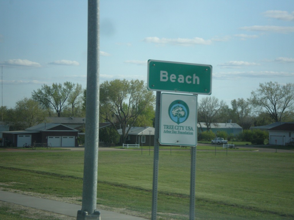 ND-16 South - Beach