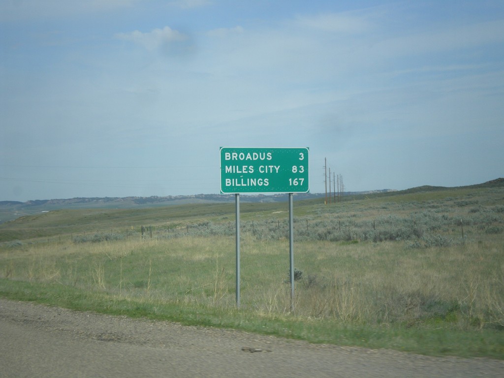 US-212 West/MT-59 North - Distance Marker