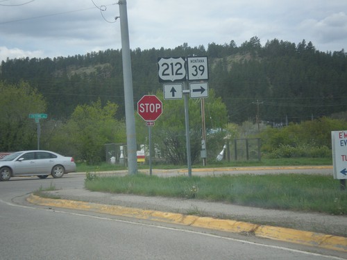 US-212 West at MT-39