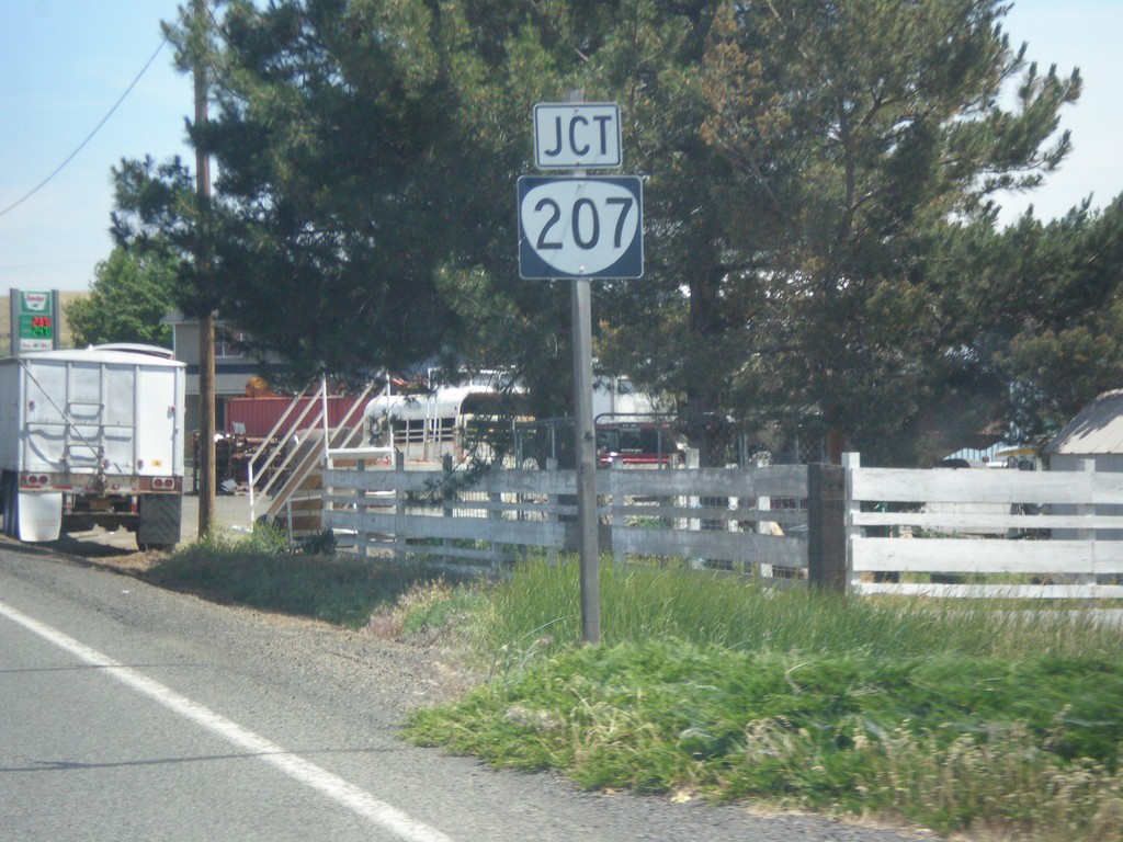 OR-74 South Approaching OR-207