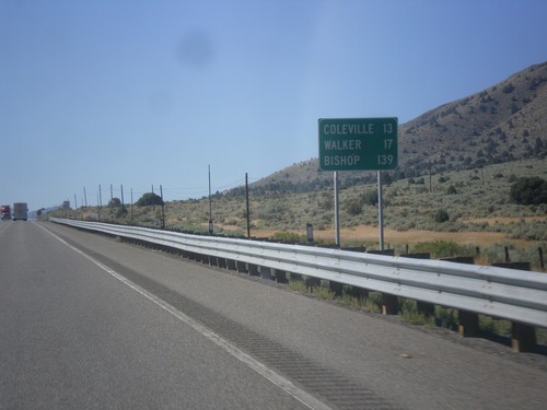 US-395 South - Distance Marker