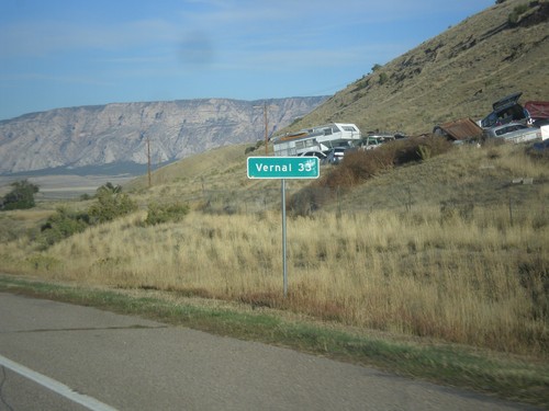 US-40 West - Distance Marker