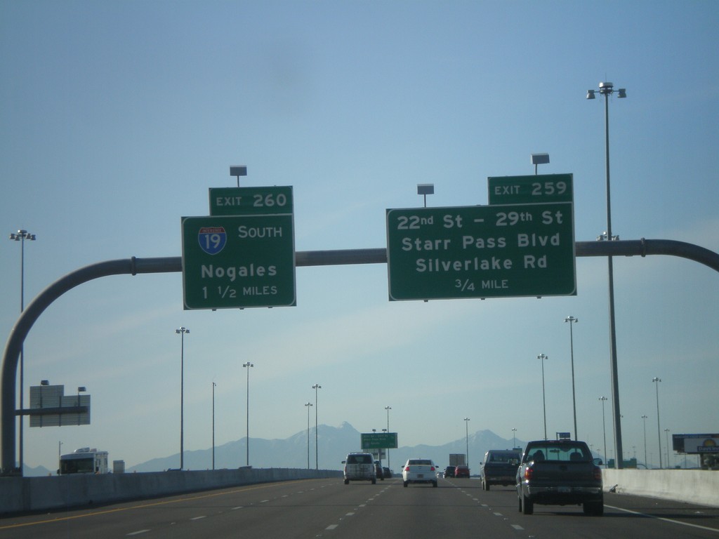 I-10 East Approaching Exit 259 and 260