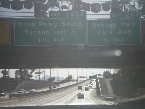 I-10 East Approaching Exit 262 and 263A