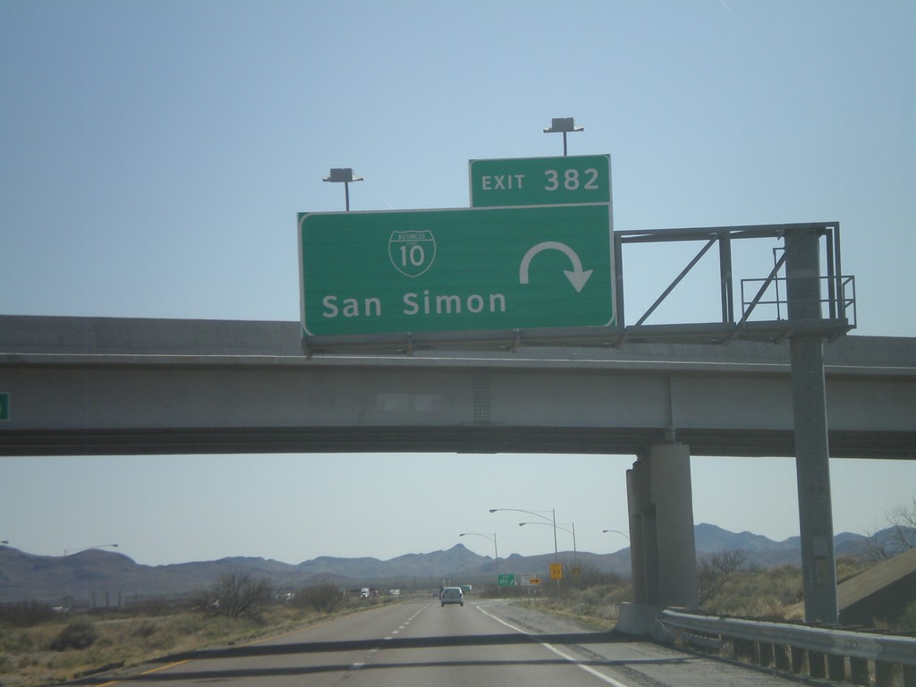 I-10 East - Exit 382