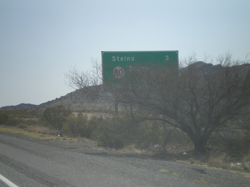 I-10 East - Distance Marker