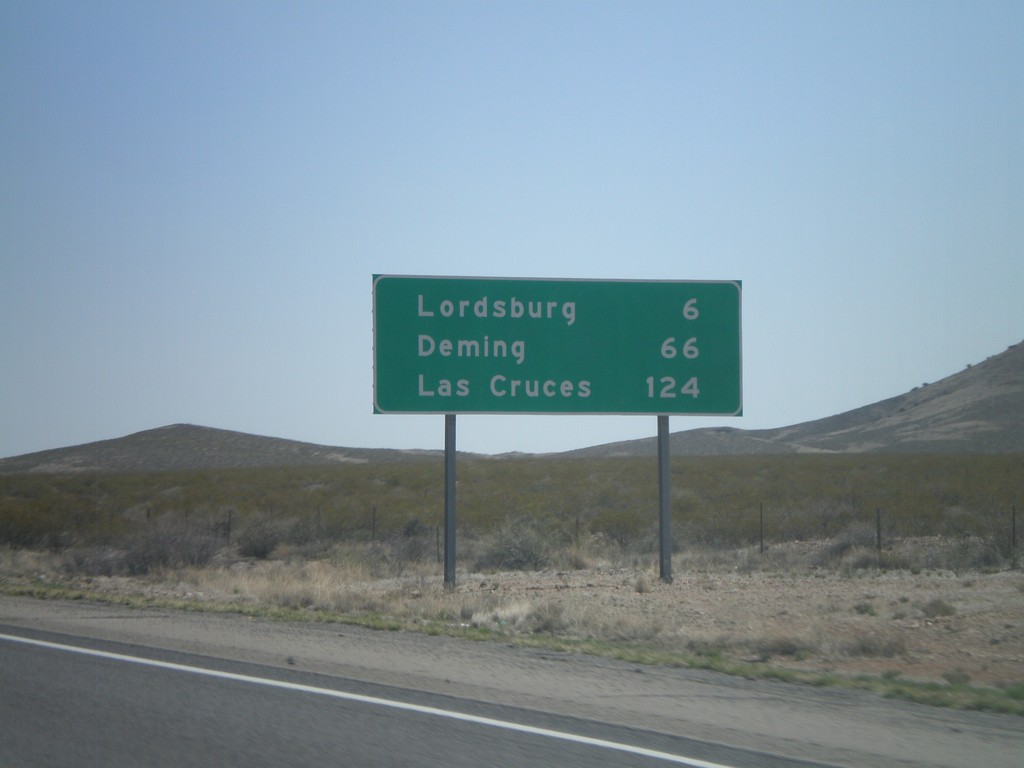 I-10 East - Distance Marker