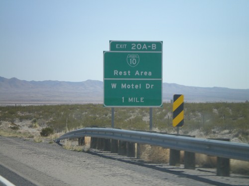 I-10 East - Exits 20A-B