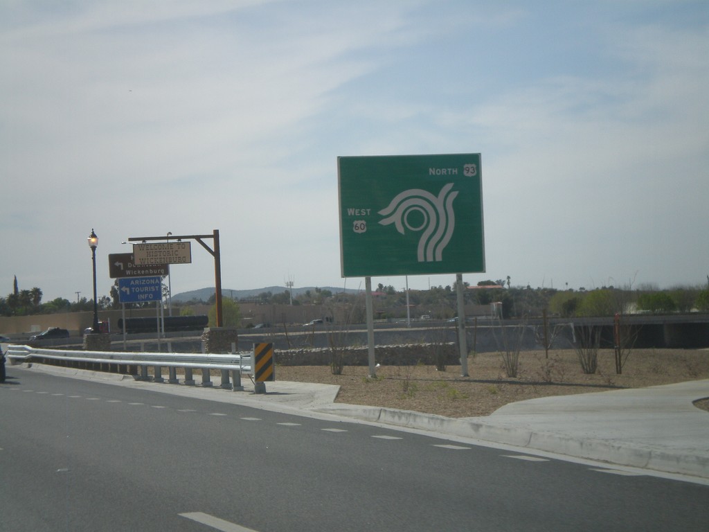 US-60 West Approaching US-93