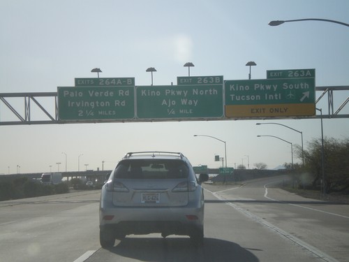 I-10 East - Exits 263AB and 264AB