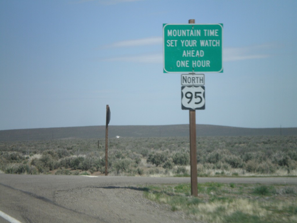 US-95 North - Mountain Time Zone