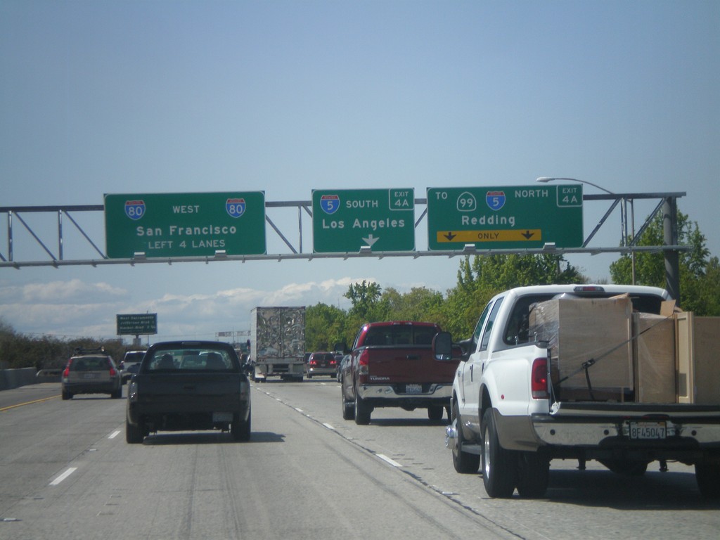 BL-80/US-50 West/CA-99 North Approaching Exit 4A