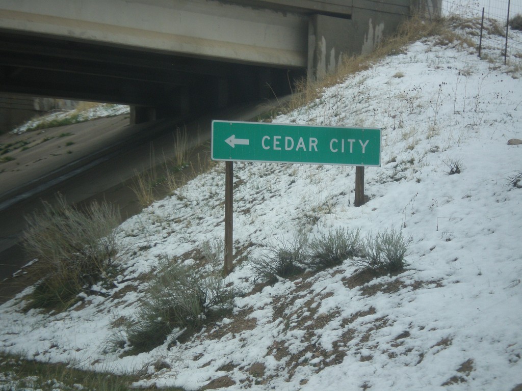 BL-15/UT-99 North at I-15 South (Exit 167)