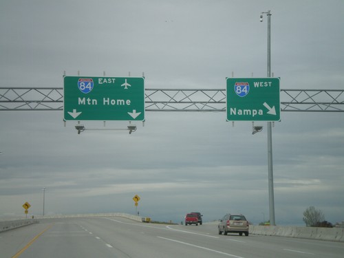 End I-184 at I-84