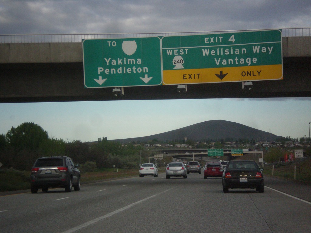 I-182/US-12/WA-240 West - Exit 4