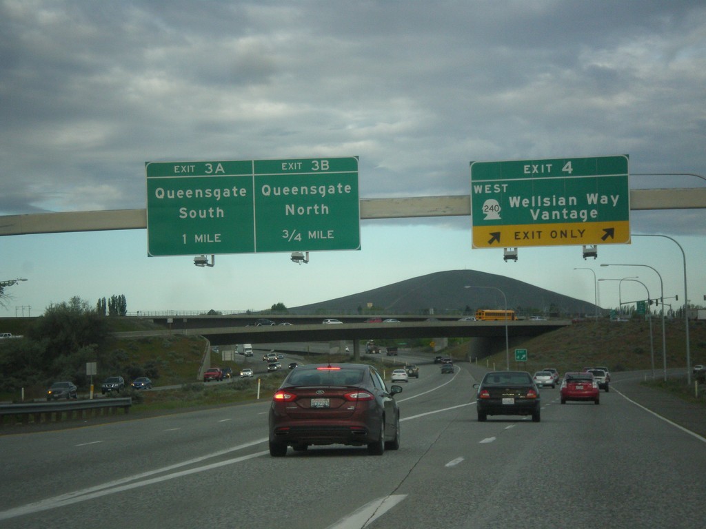 I-182/US-12/WA-240 West - Exits 4, 3A, and 3B