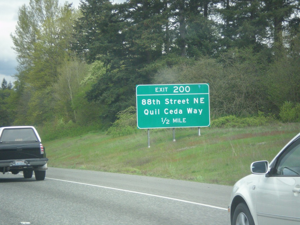 I-5 North - Exit 200