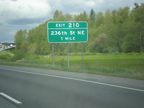 I-5 North - Exit 210