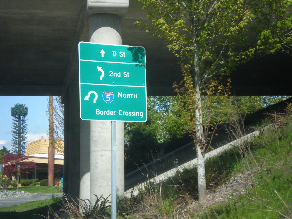 WA-548 North Approaching I-5 North Onramp