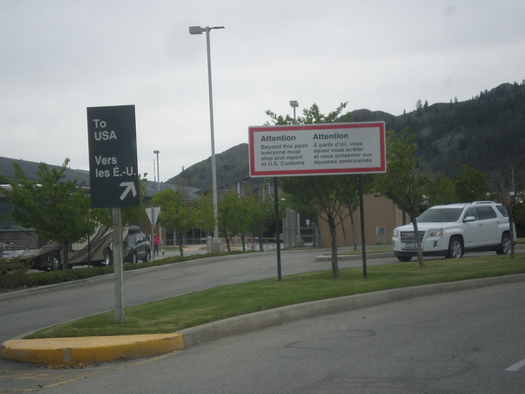 BC-97 South Approaching Customs - Port of Oroville