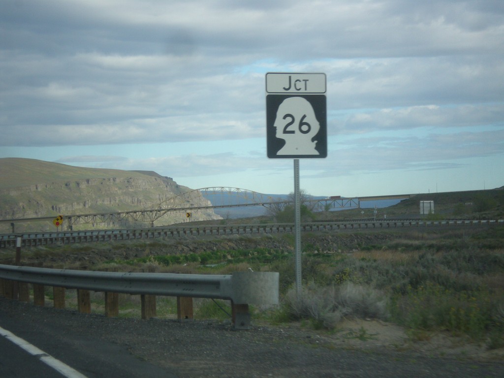 WA-243 North Approaching WA-26