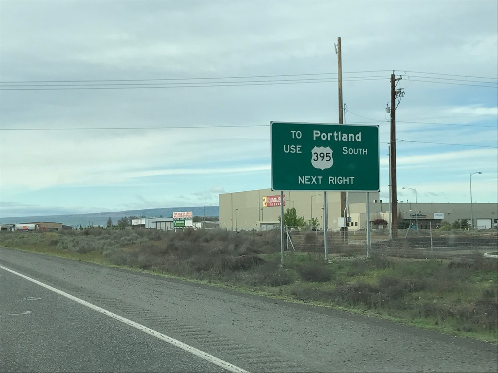 US-395 South Approaching I-182/US-12