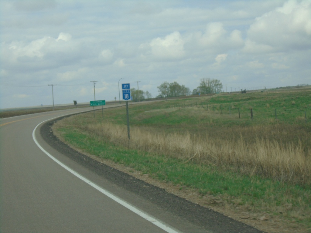 SK-4 South/SK-18 West Approaching SK-4/SK-18 Split