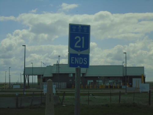 End SK-21 South at United States Boundary