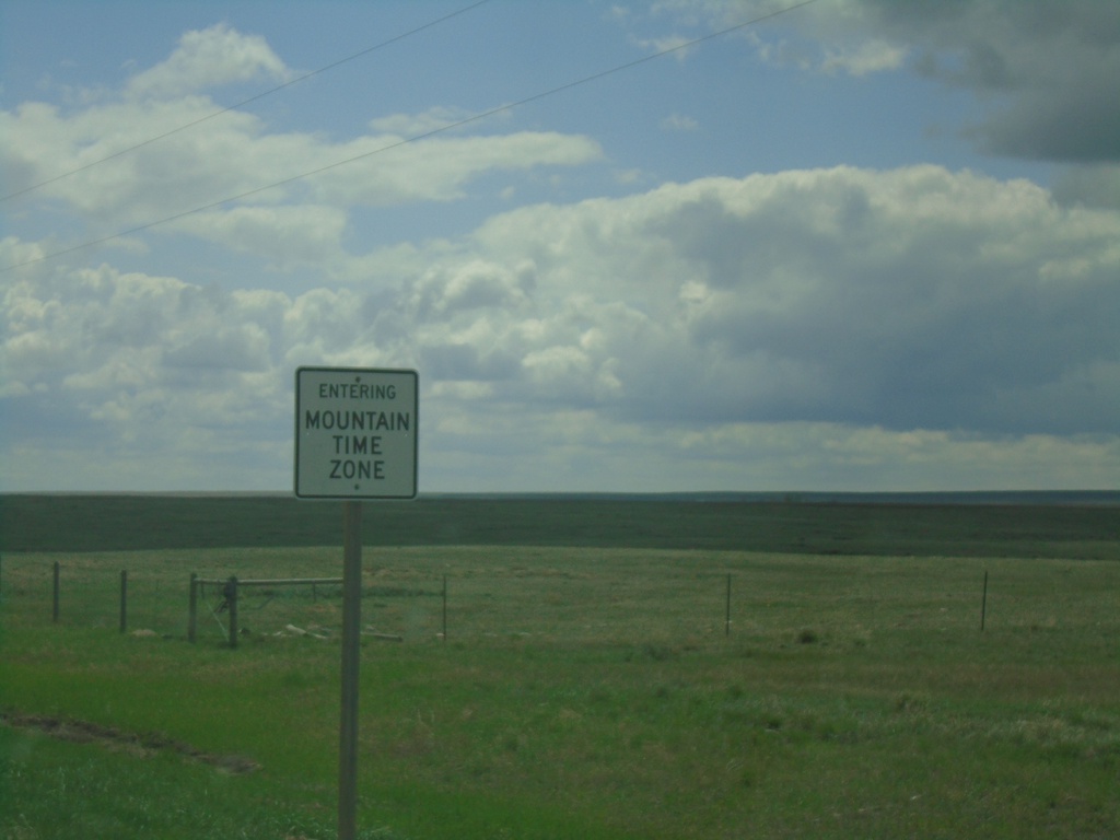 MTS-233 South - Entering Mountain Time Zone