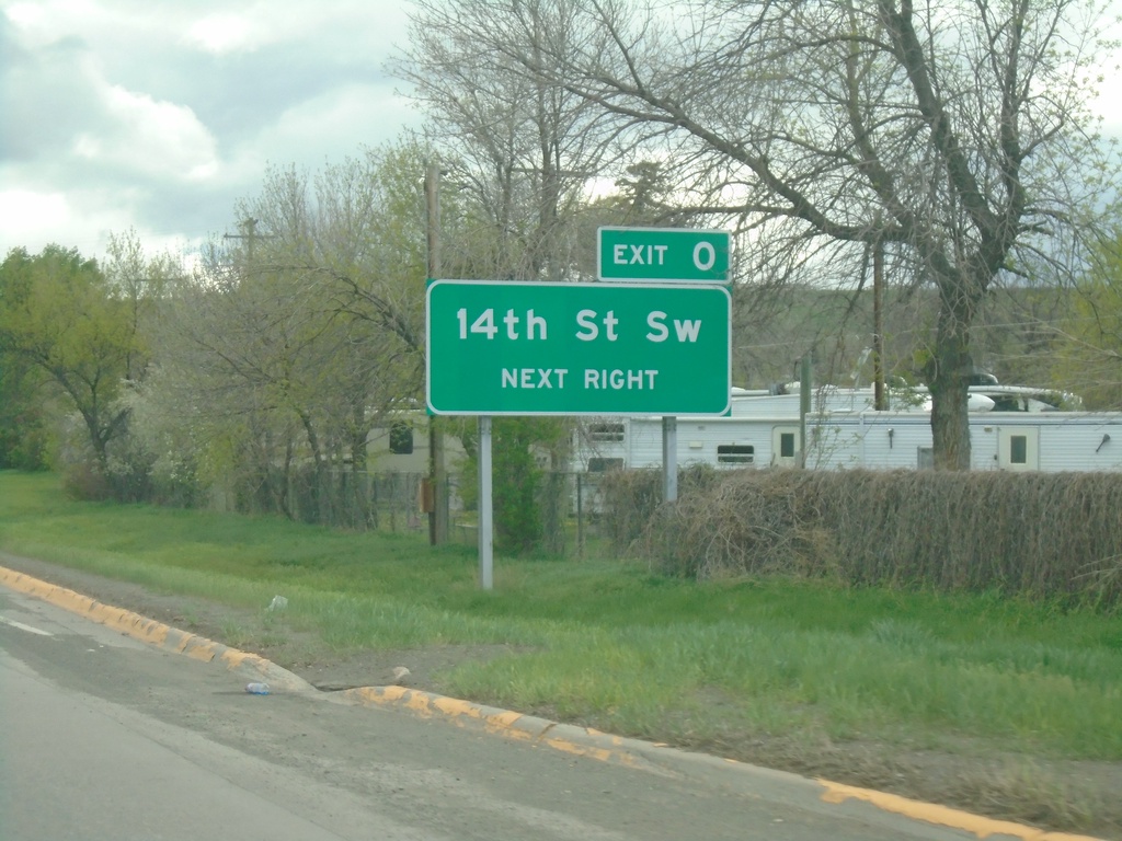 BL-15 South/US-89/MT-3 North/MT-200 West Approaching Exit 0