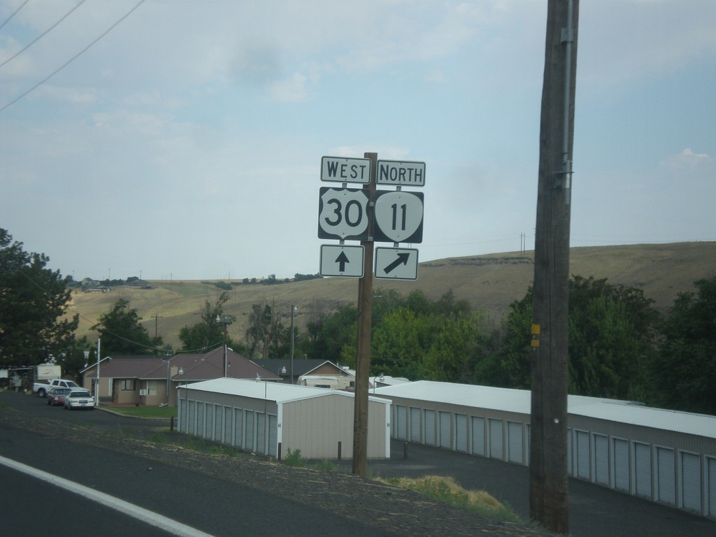 US-30 West Approaching OR-11