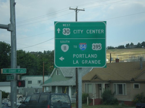 US-30 West/OR-11 South at US-30/OR-11 Split