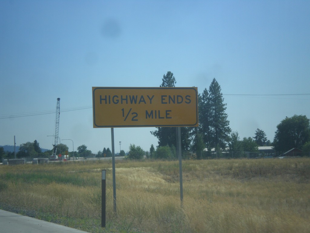 Approaching End Freeway on Future US-395 South