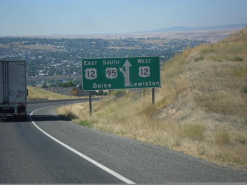 US-95 South Approaching US-12