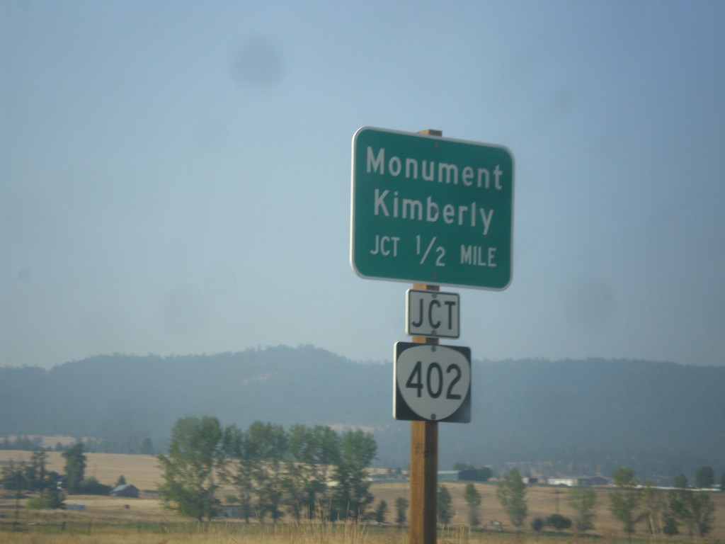 US-395 South Approaching OR-402