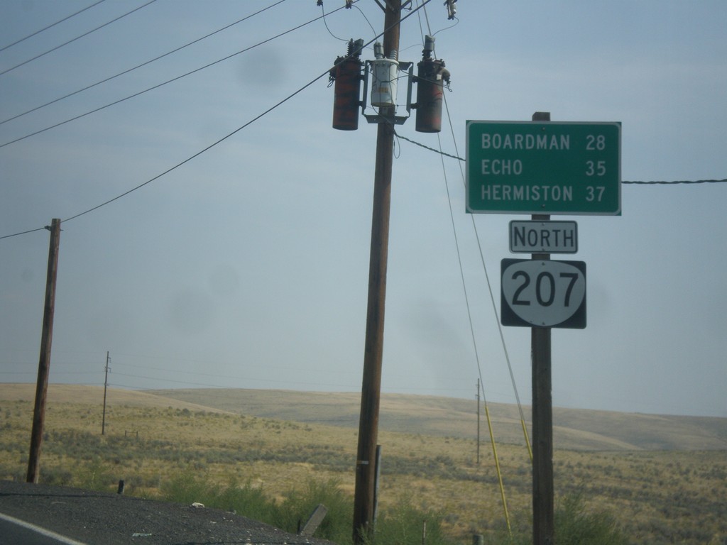 OR-207 North - Distance Marker